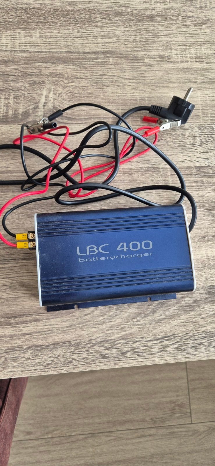 acculader / druppellader LBC 400, Ophalen of Verzenden, Zo goed als nieuw