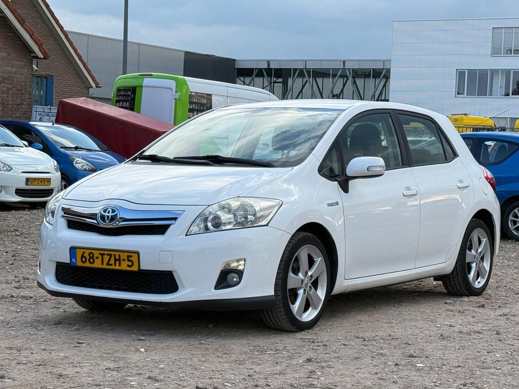 Toyota Auris 1.8 Full Hybrid Dynamic/AUTOMAAT, Euro 5, Gebruikt, 4 cilinders, Wit
