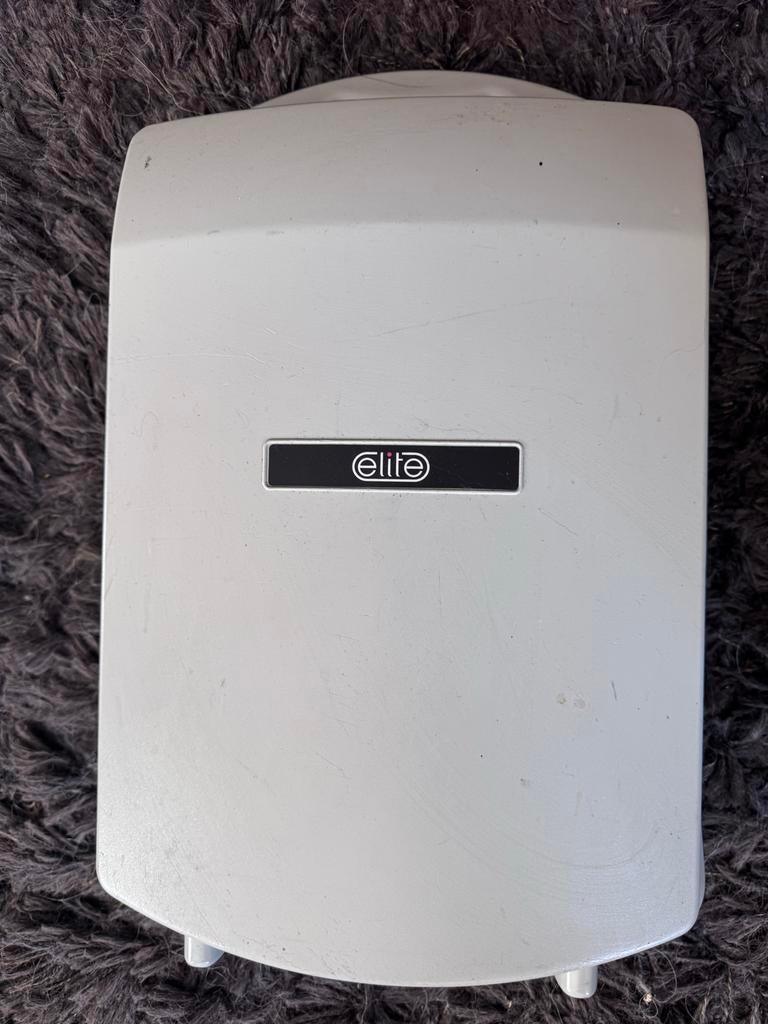 Projector Elite - Compacte en veelzijdige beamer, Audio, Tv en Foto, Beamers, Ophalen of Verzenden, Gebruikt, Overige technologieën