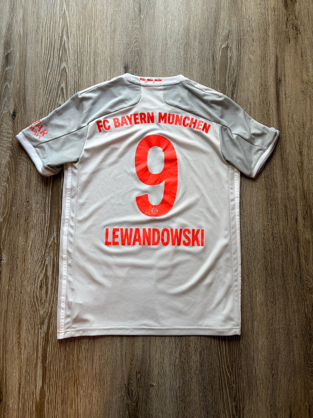 Lewandowski #9 - FC Bayern München Uitshirt 2021/22, Verzamelen, Ophalen of Verzenden, Zo goed als nieuw, Buitenlandse clubs, Shirt