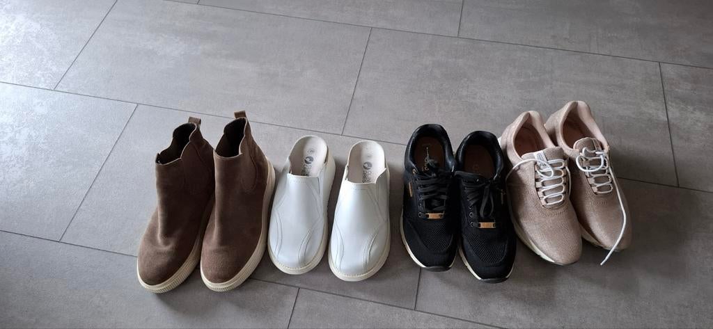 Merkschoenen pakket maat 39 4 paar, Ophalen of Verzenden, Gedragen