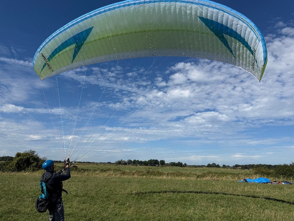 Paraglider Swing Arcus 2 RS maat M, Sport en Fitness, Ophalen, Gebruikt, Scherm