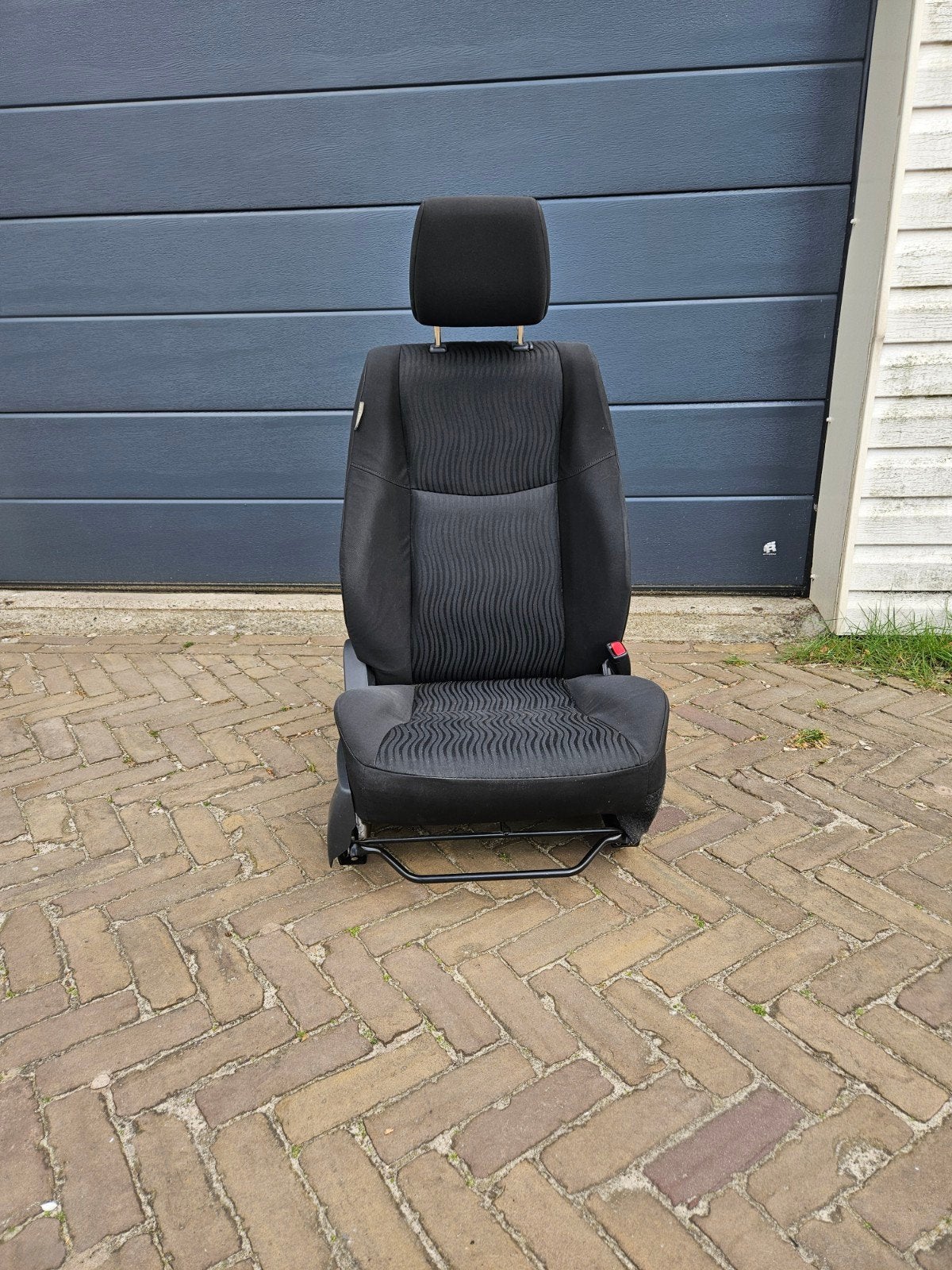 Autostoel Suzuki Swift IV 2010-2017 - rechts

voor, Ophalen, Gebruikt, Suzuki