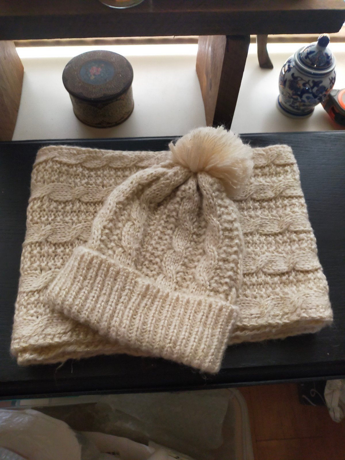 nieuwe set van Vince Camuto muts en sjaal, Ophalen of Verzenden, Nieuw, Maat 36 (S), Muts