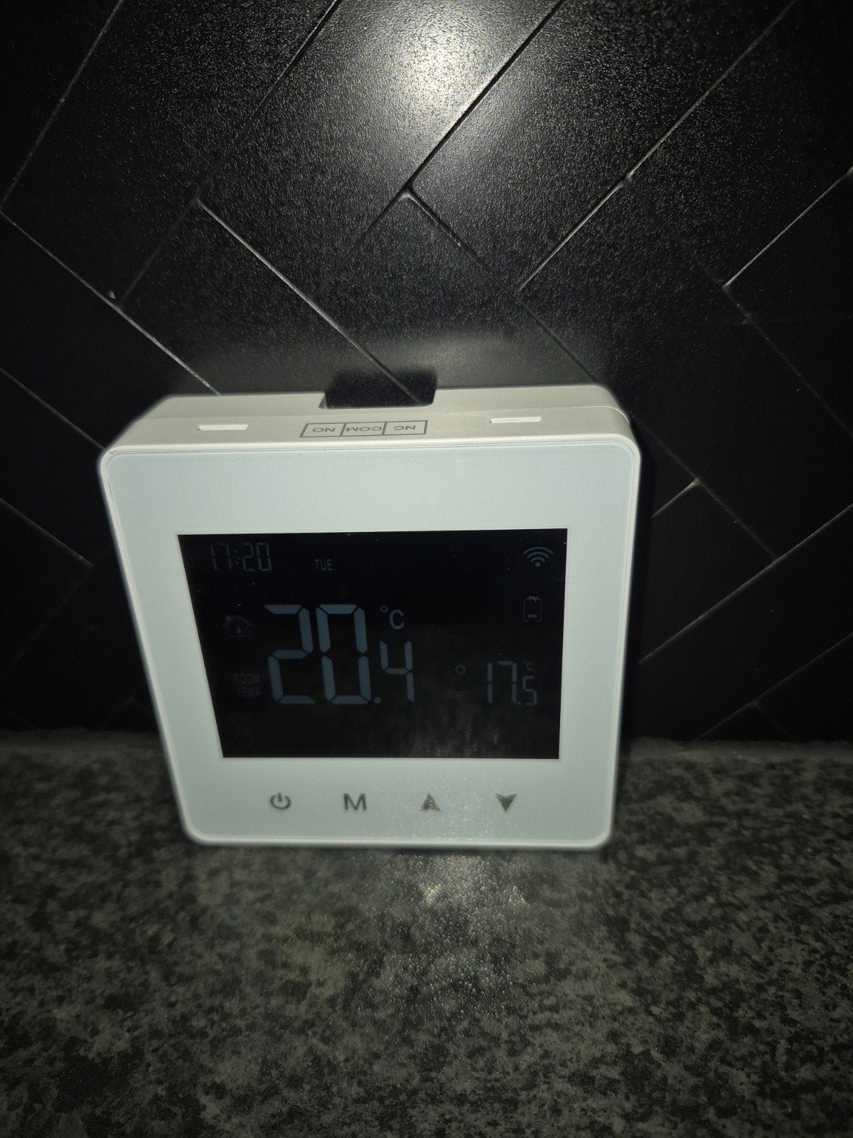 Slimme thermostaat met modern display, Ophalen of Verzenden, Slimme thermostaat, Zo goed als nieuw