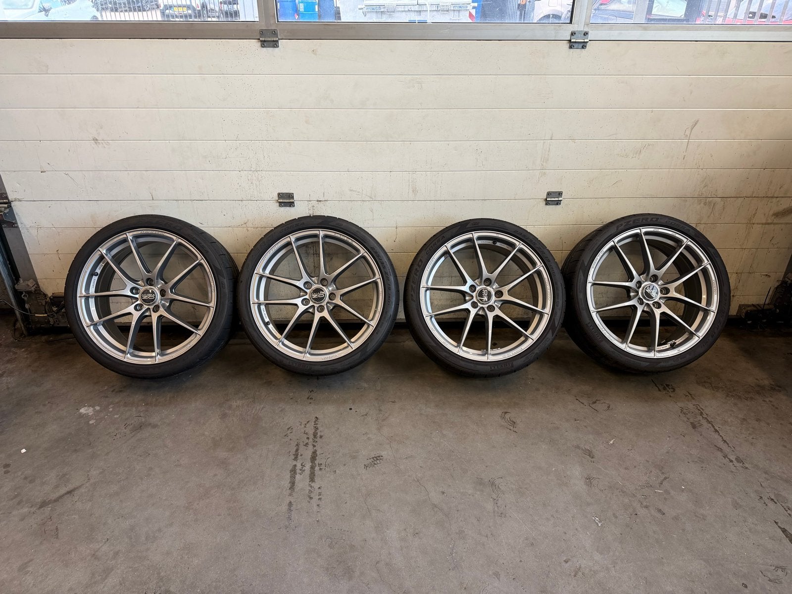 OZ Racing Leggera HLT 19, Gebruikt, Banden en Velgen, 235 mm, Personenwagen