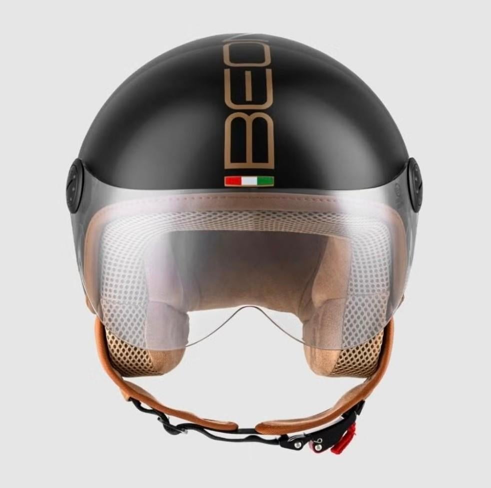 Z.G.A.N. Beon scooterhelm, Fietsen en Brommers, Brommerhelmen, Ophalen of Verzenden, Zo goed als nieuw, Medium, BEON DESIGN