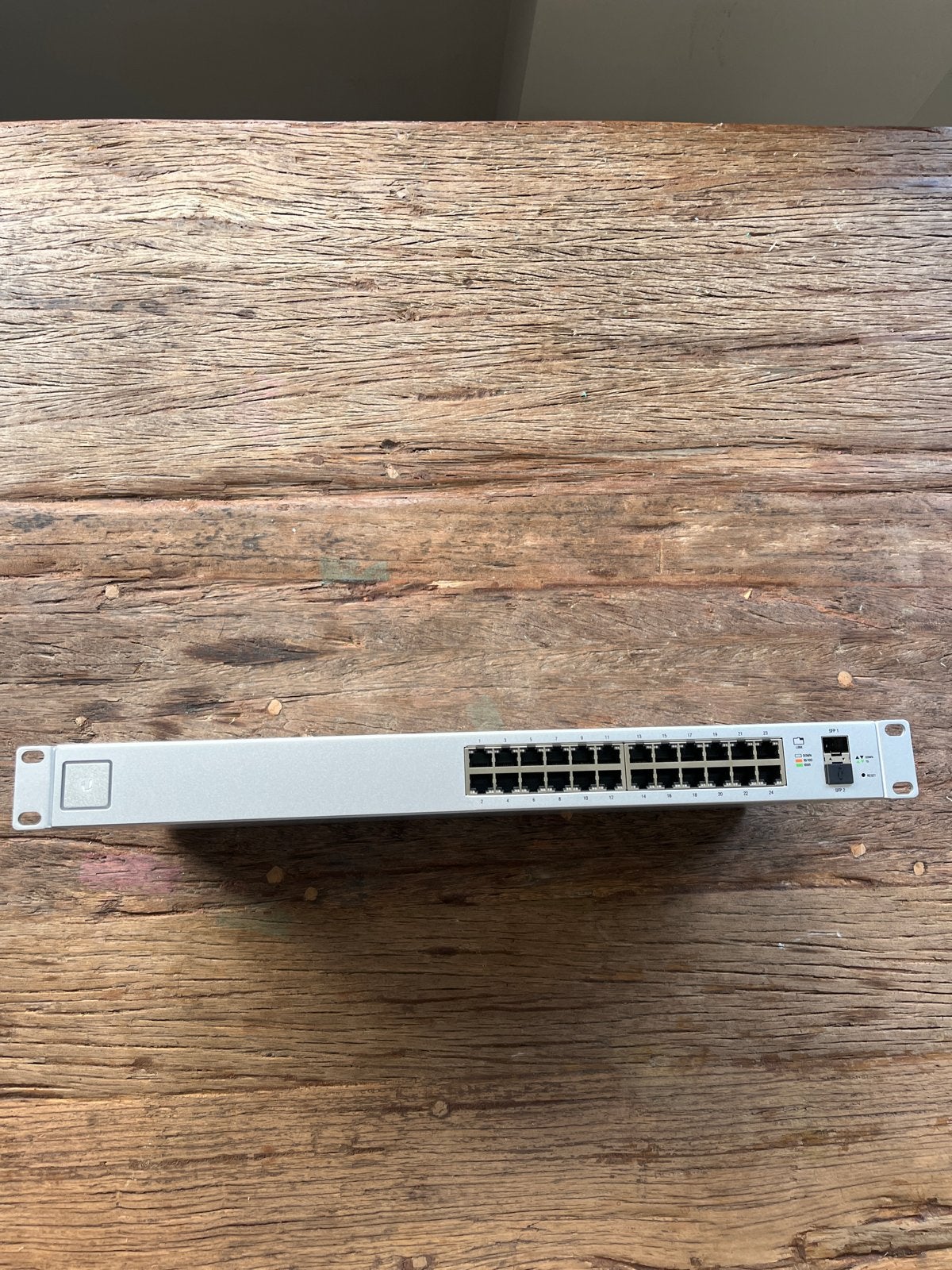 Ubiquiti UniFi Switch 24 (US-24) - Zo goed als nieuw, Computers en Software, Ophalen of Verzenden, Zo goed als nieuw