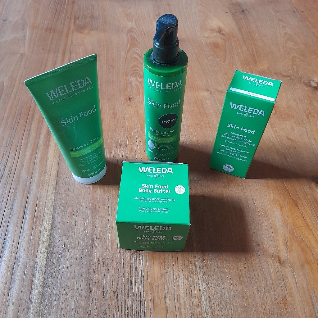 Weleda Skin Food NIEUW, Ophalen of Verzenden, Nieuw, Bodylotion, Crème of Olie