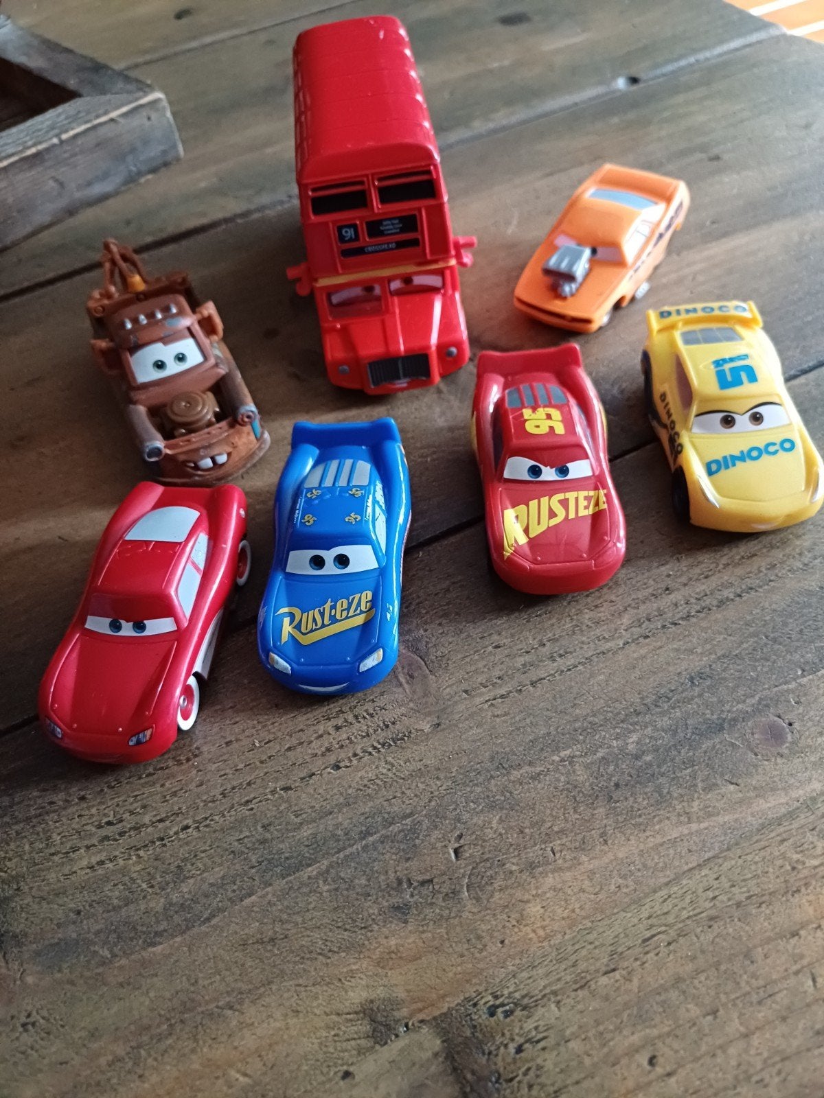 Disney Cars - set van 6 auto's & Topper Deckington III, Ophalen of Verzenden, Gebruikt