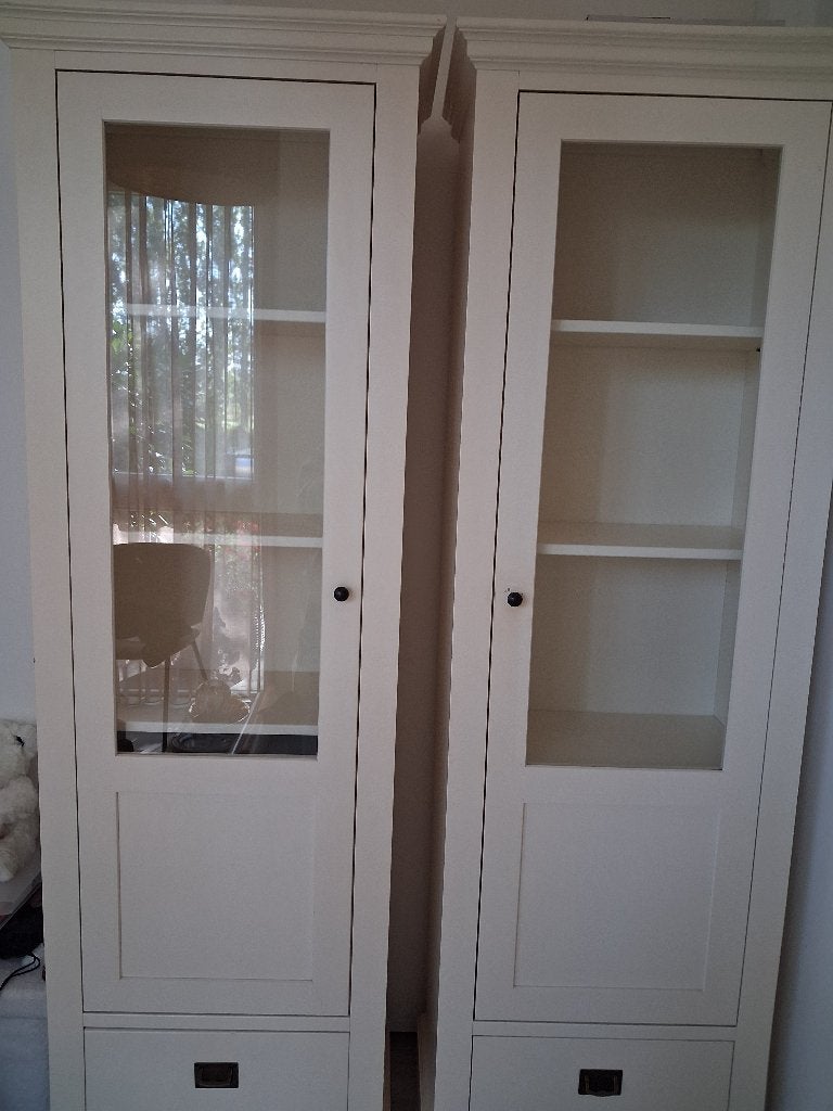 Vitrinekasten twee stuks, Ophalen, Gebruikt, Met deur(en), Glas