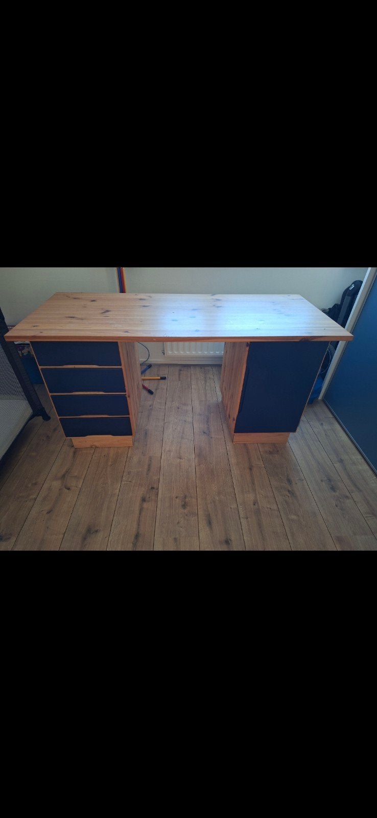 Bureau met 4 laden en 2 schappen 72 x 60 x 140, Huis en Inrichting, Bureaus, Ophalen