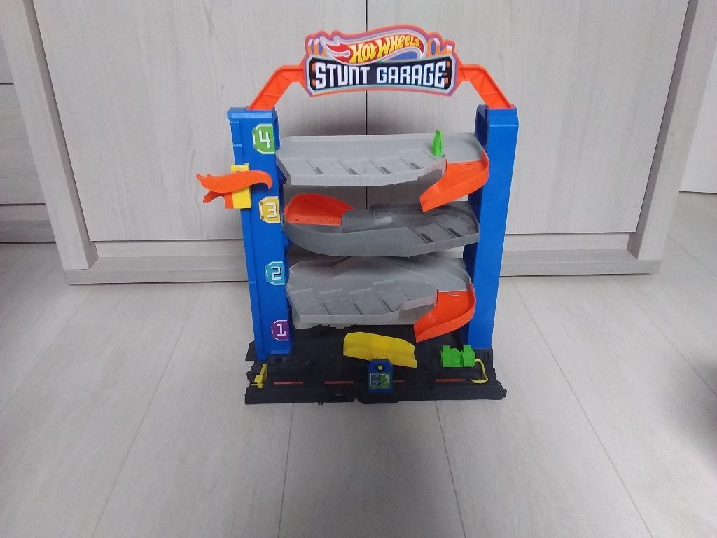 HOT WHEELS, Kinderen en Baby's, Speelgoed | Racebanen, Ophalen, Zo goed als nieuw, Handmatig, Hot Wheels