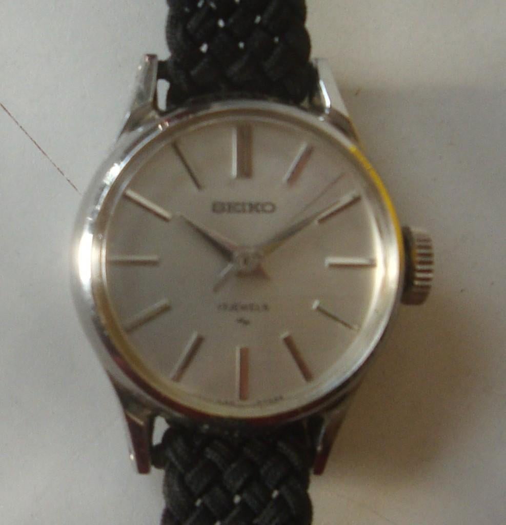Vintage Seiko 17 jewels opwindbaar dames horloge 1,8 cm, Sieraden, Tassen en Uiterlijk, Seiko, Staal, Polshorloge, Overige materialen