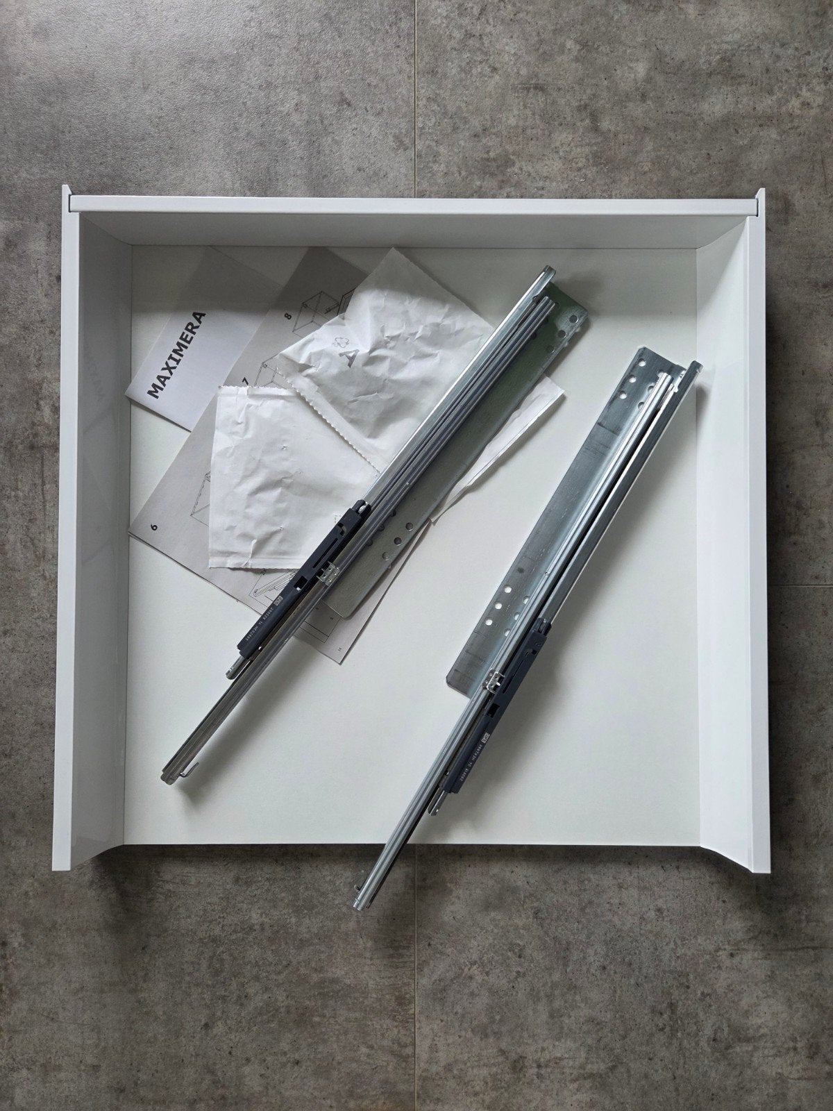 2x IKEA MAXIMERA Lade 60 x 60 wit
Lade, laag, wit, 60x60 cm, Huis en Inrichting, Ophalen, Wit, Nieuw, 50 tot 100 cm