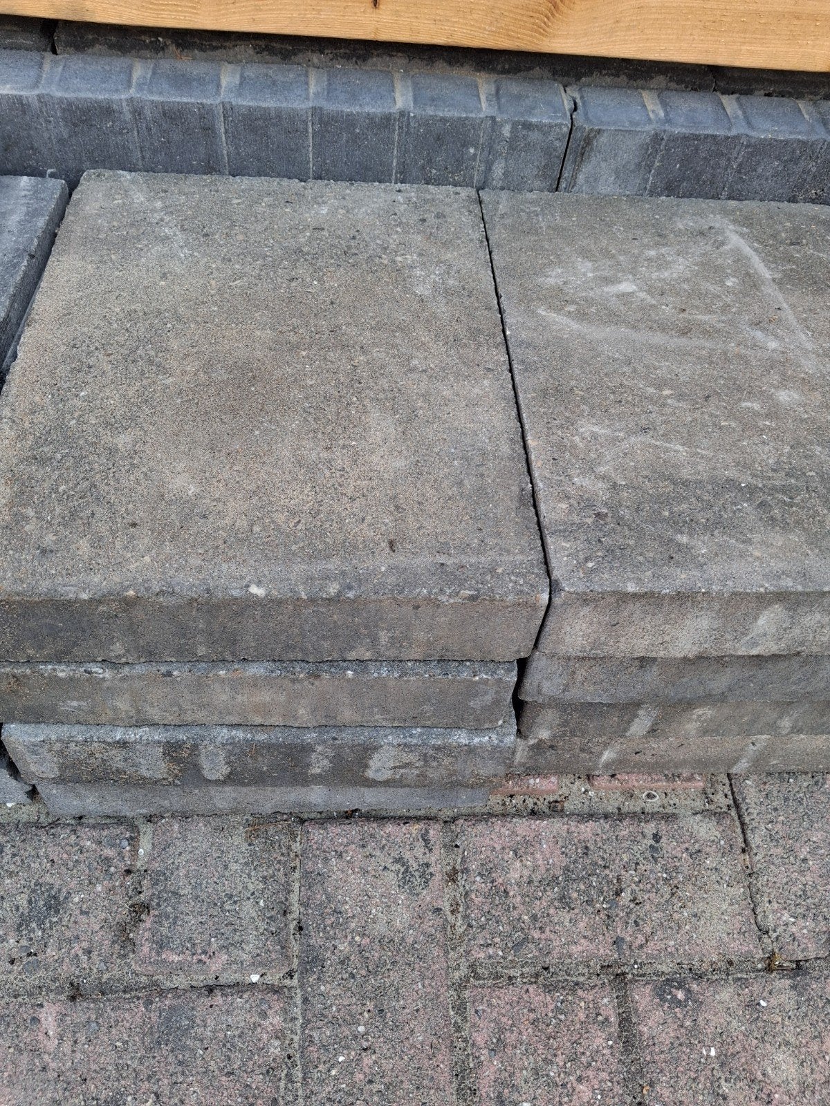 Gratis betontegels, Tuin en Terras, Tegels en Klinkers, Ophalen, Gebruikt, Beton, Terrastegels