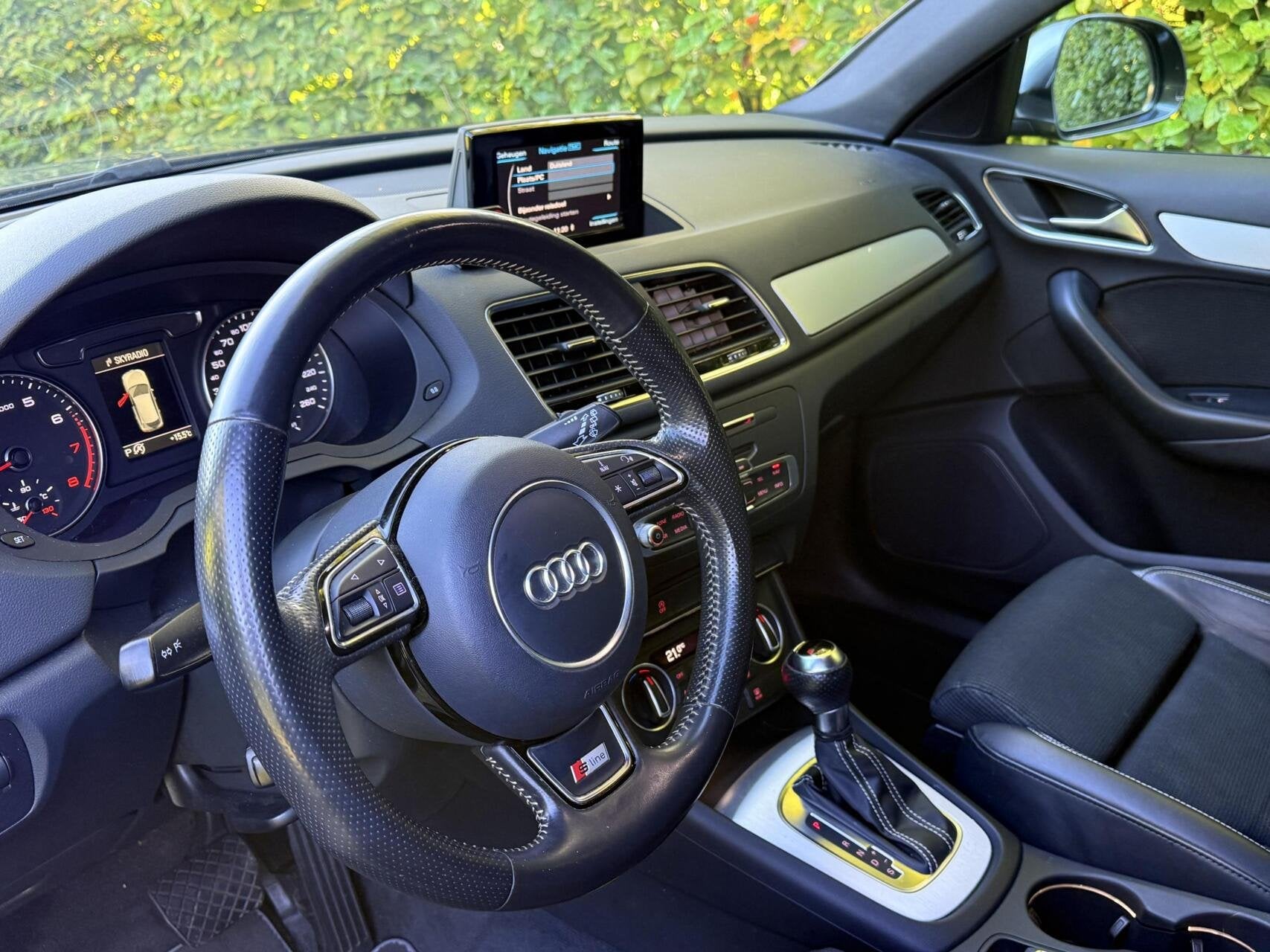 Audi Q3 1.4 TFSI Sport| SLINE | Achteruitcamera | NAP |Cr.Co, Auto's, 1380 kg, 4 cilinders, Xenon verlichting, Zilver of Grijs