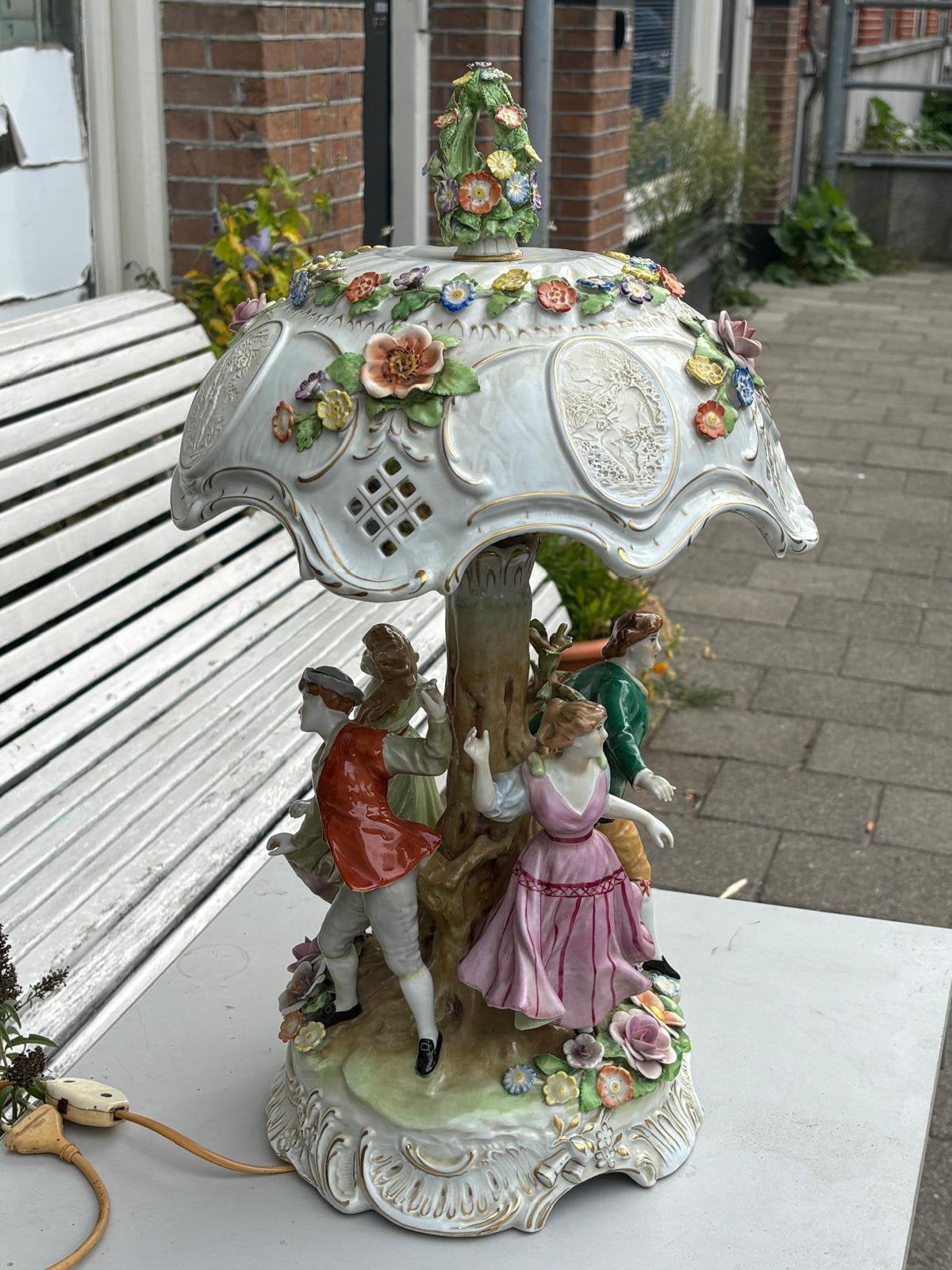Schemerlamp, Ophalen