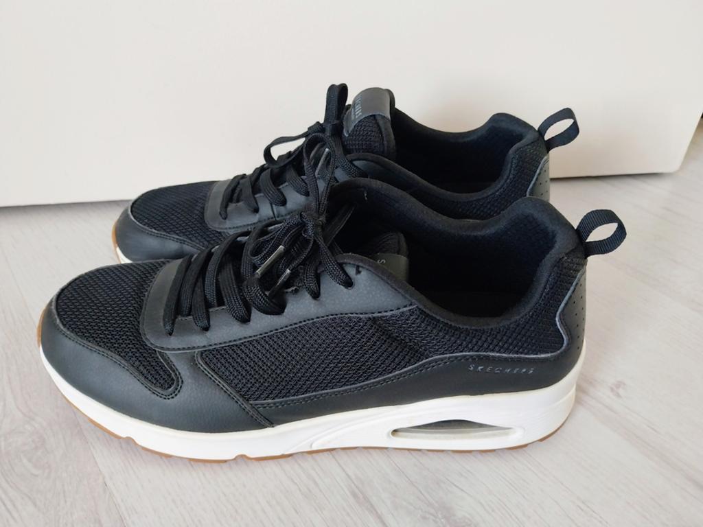 Skechers Air-Cooled Memory Foam Sneakers Zwart 46, Zwart, Ophalen of Verzenden, Skechers, Sneakers of Gympen