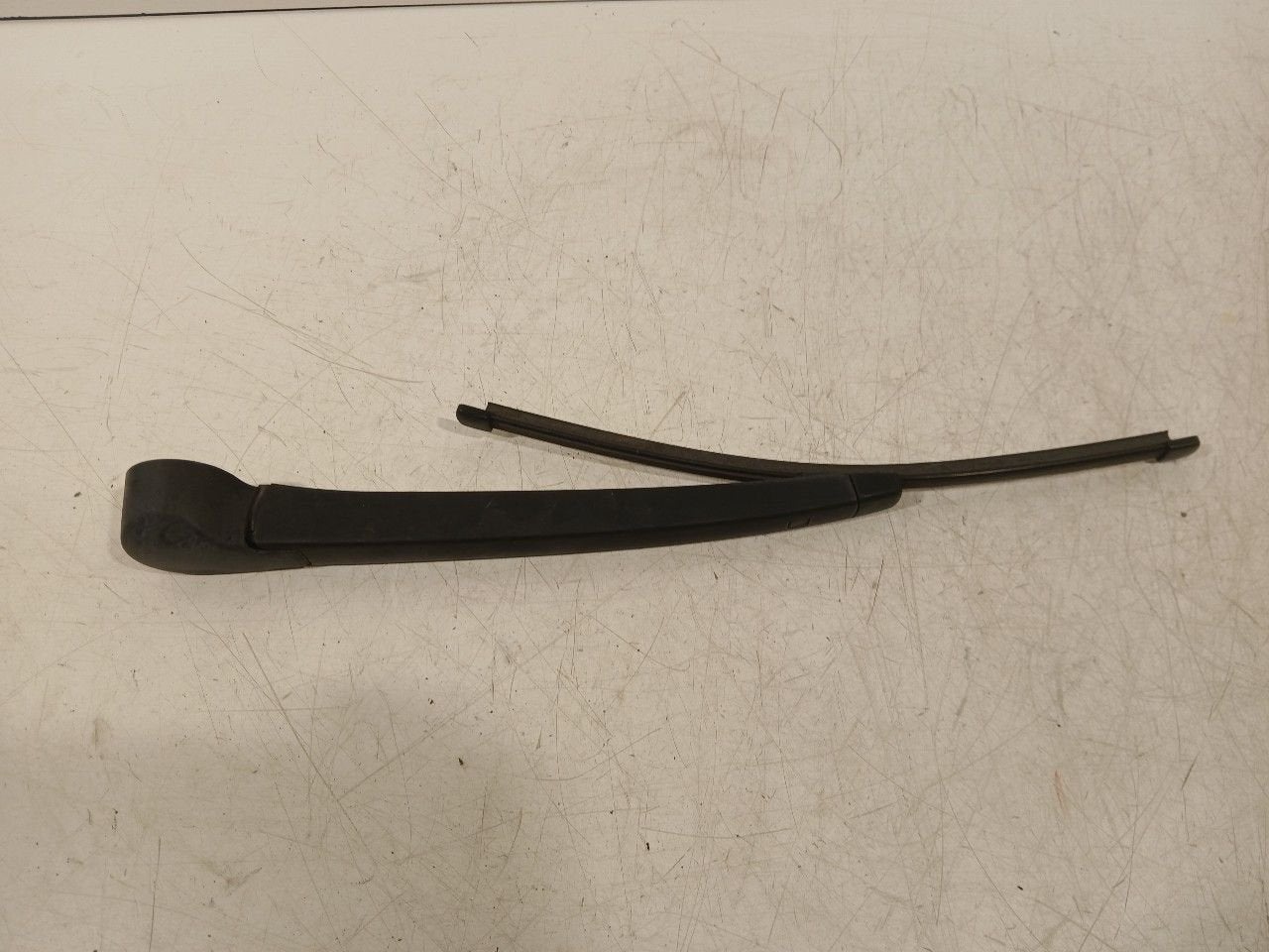 Ruitenwisserarm achterruit Volkswagen Polo, Onderdelen@venauto.nl, Van der Ven Autorecycling B.V., Gebruikt, Ettenseweg 76, 4706 PB Roosendaal, The Netherlands