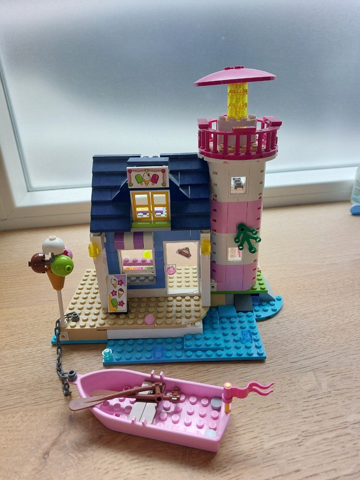Lego Friends 41094 Vuurtoren met ijssalon (niet compleet), Ophalen of Verzenden