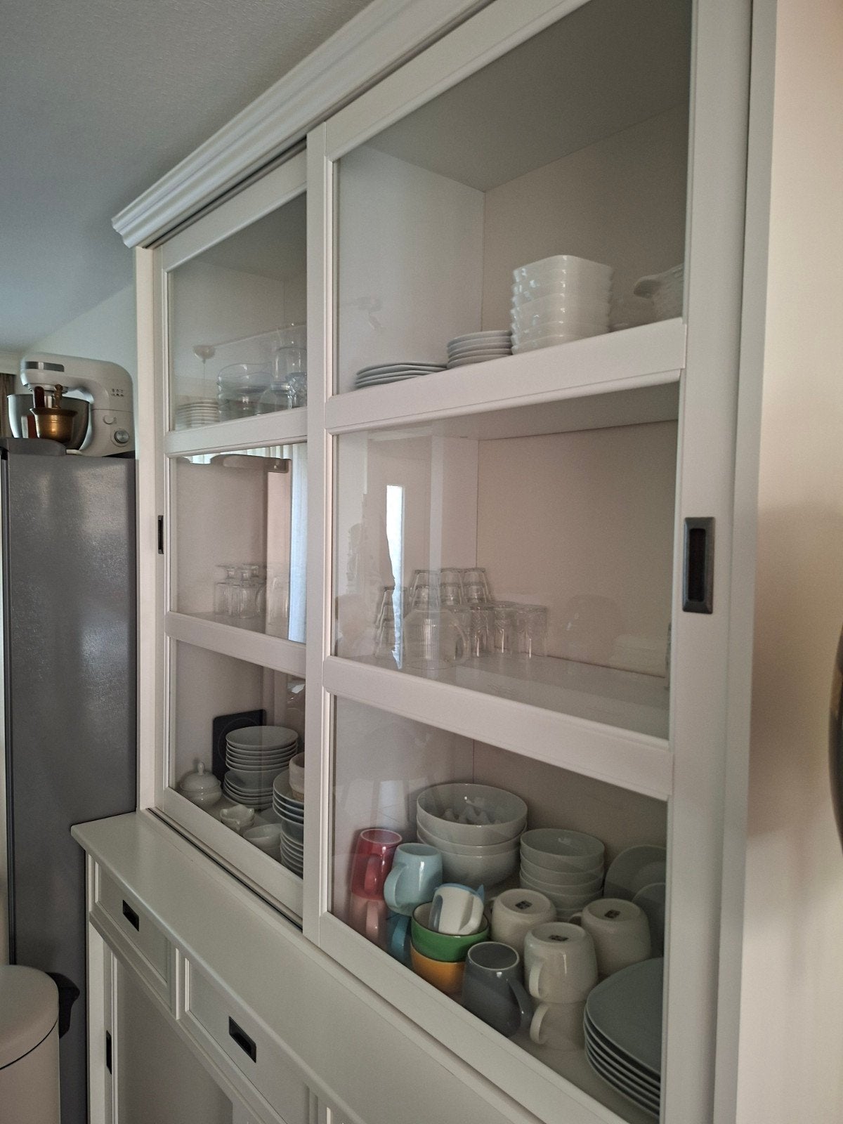 IKEA Vitrinekast met glazen schuifdeuren, Modern, Klassiek, Gebruikt, Glas, Ophalen of Verzenden