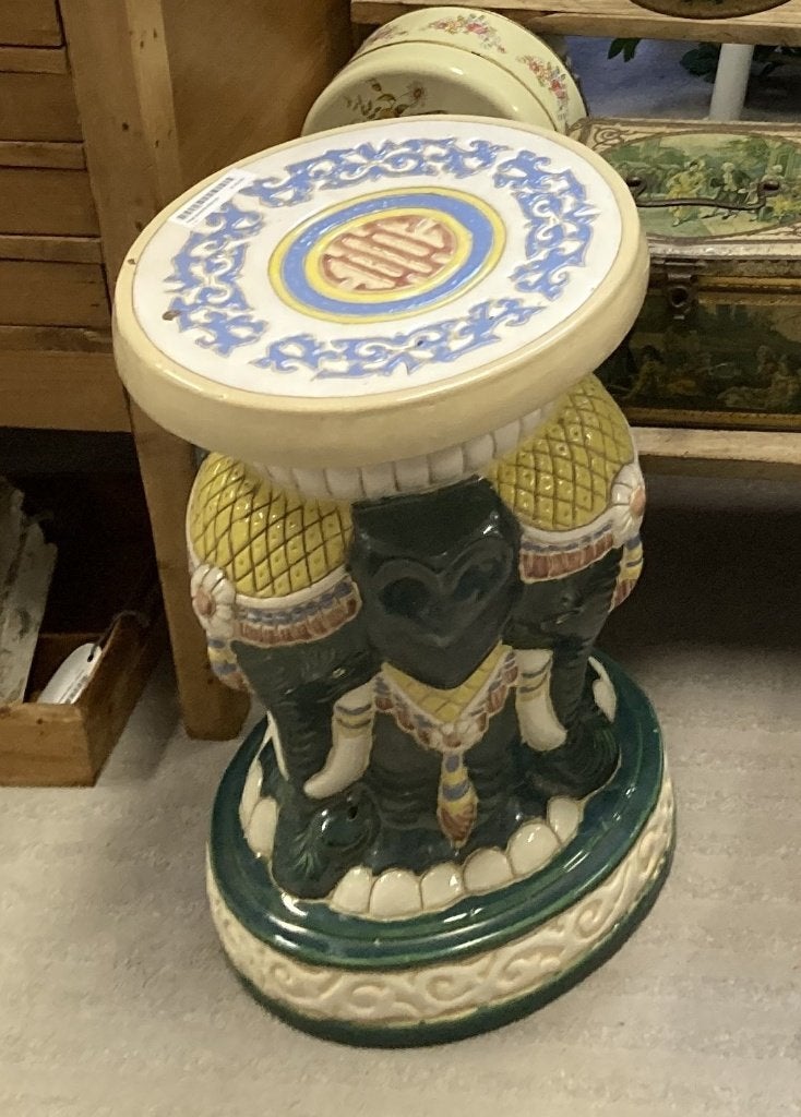 Brocante rond plantetafeltje - olifant, Ophalen