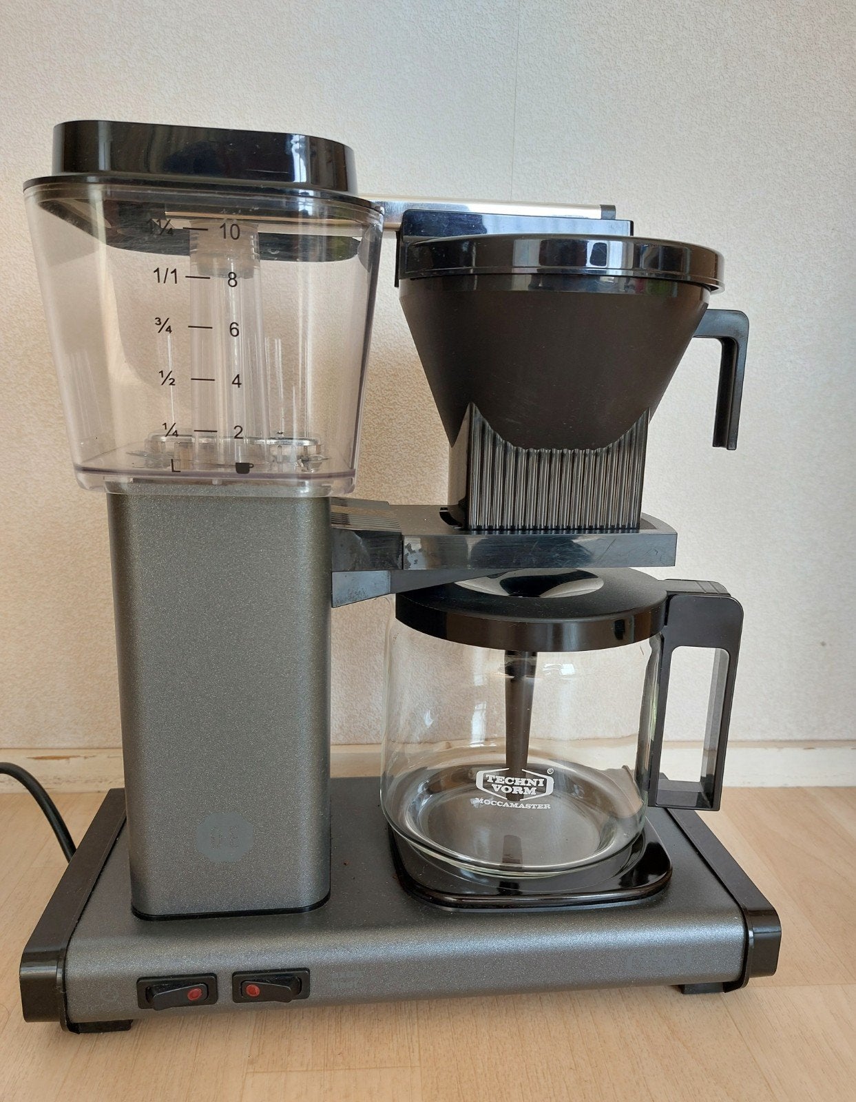 Douwe Egberts koffiezetapparaat Moccamaster antraciet izgs., Overige typen, Ophalen of Verzenden, Zo goed als nieuw, Grijs