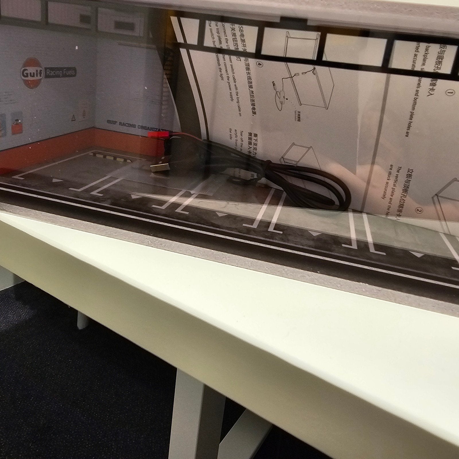 Diverse Garages met Verlichting en Plexiglas Afsluiting, Onbekend, EU, Nieuw, Ophalen of Verzenden, Info@generiekmodelbouw.eu