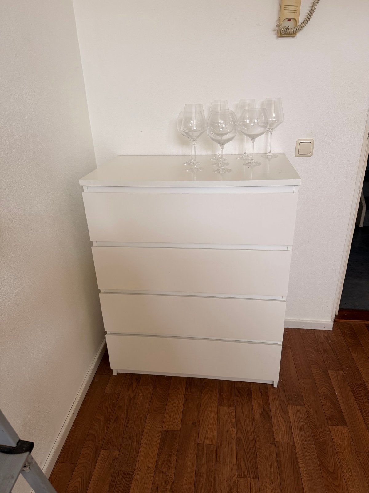 IKEA Malm ladekast wit - Zo goed als nieuw, Huis en Inrichting, 3 of 4 laden, Ophalen, Zo goed als nieuw