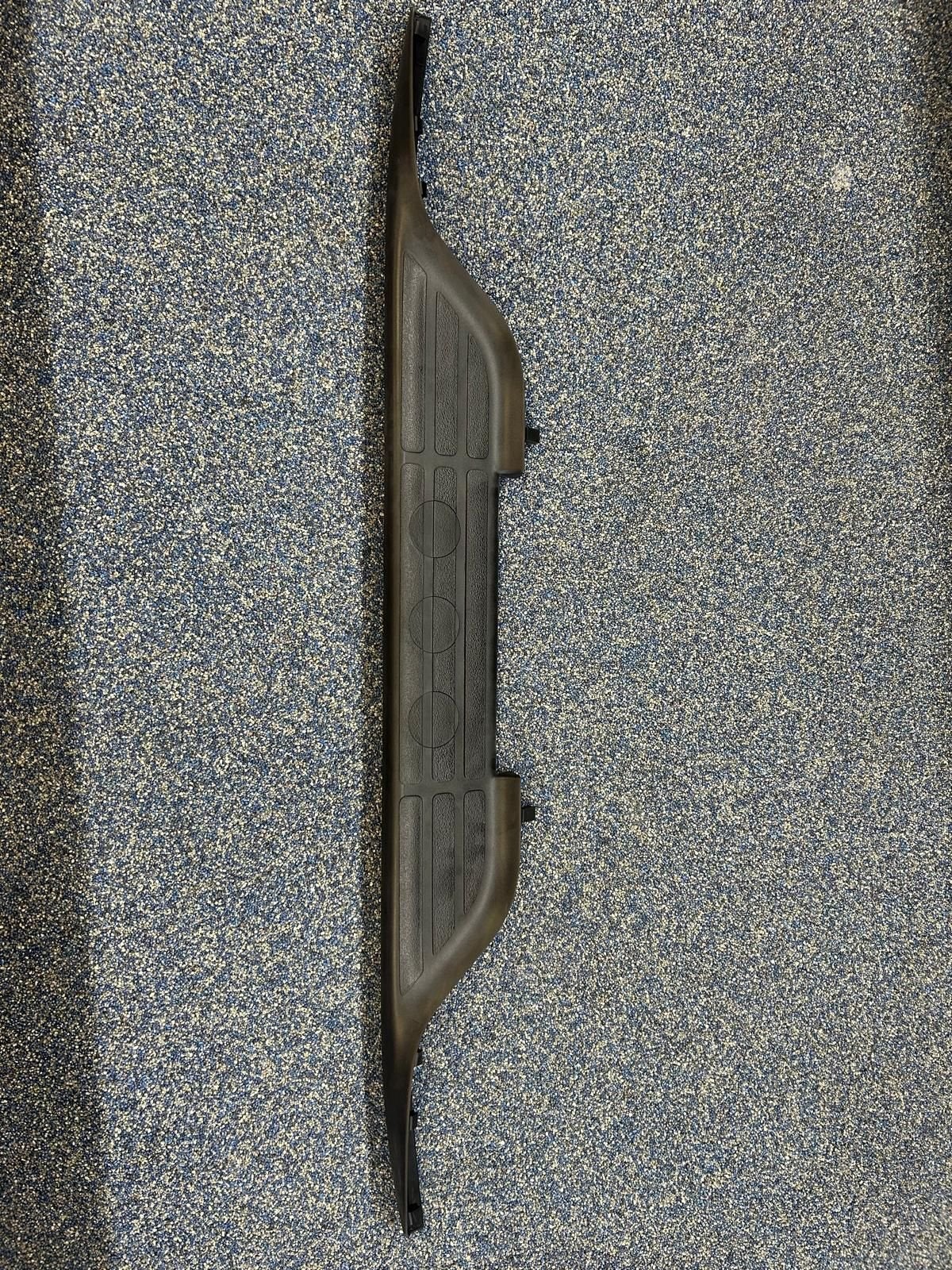 Opstaplijst achterbumper Chevrolet - GM 12335696, -, -, Nieuw, Ophalen of Verzenden