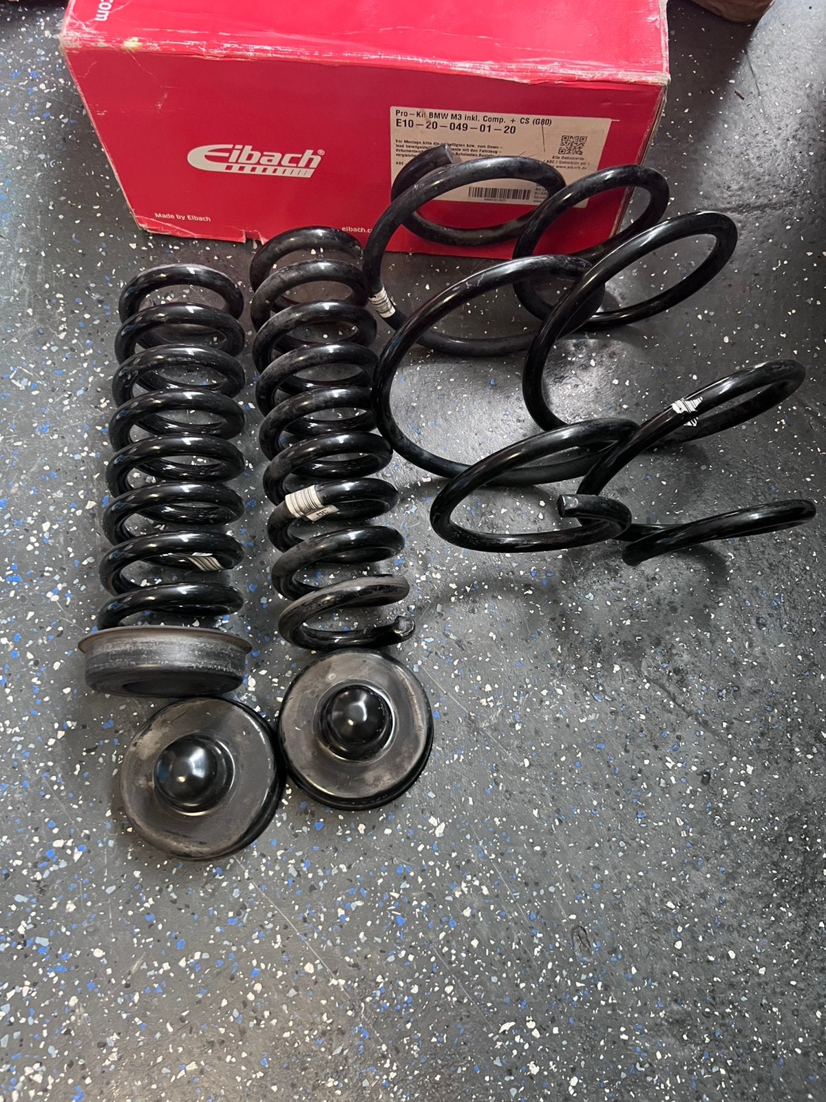 Bmw M3 M4 Orginele veren, Ophalen of Verzenden, BMW