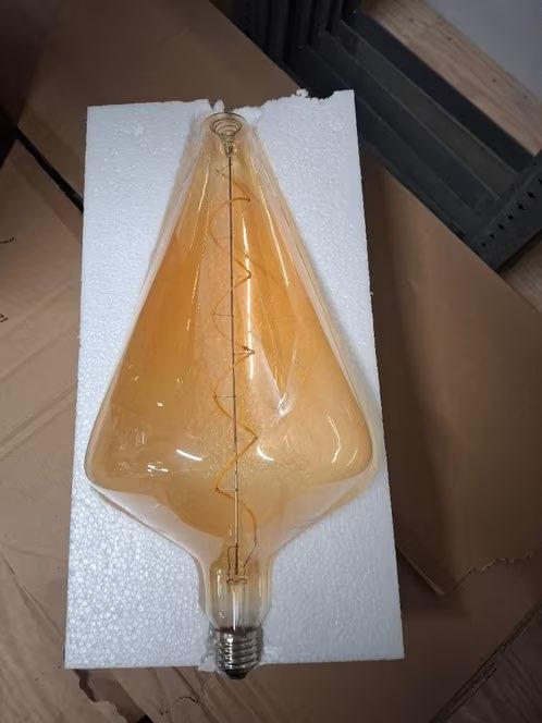 64 ETH piramidelampen XXL en 10 ETH bollampen XXL, Ophalen, Led-lamp, Minder dan 30 watt, Nieuw