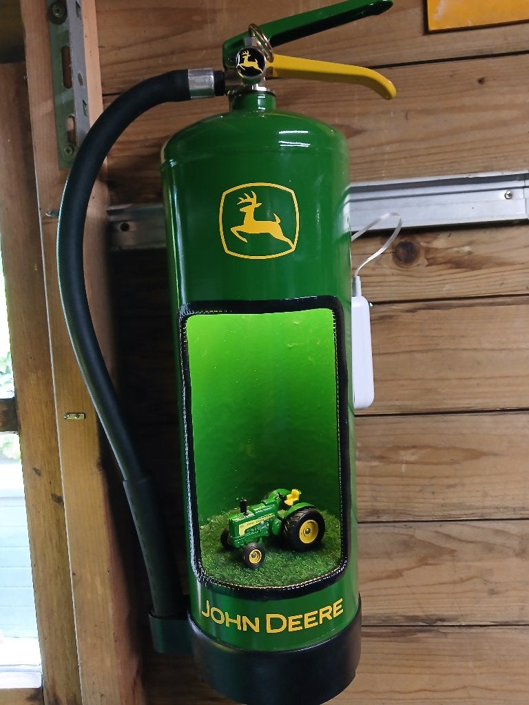 John deere brandblusser lamp, Verzamelen, Ophalen of Verzenden, Zo goed als nieuw, Lichtbak of (neon) lamp