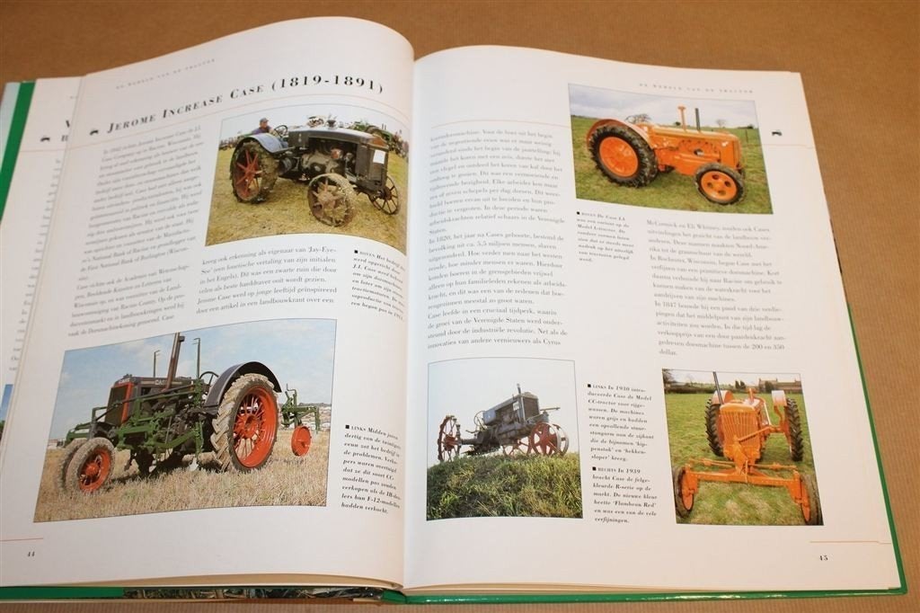 Encyclopedie van Tractoren — John Carroll — Groot Formaat, Ophalen of Verzenden, Gelezen, Tractor en Landbouw