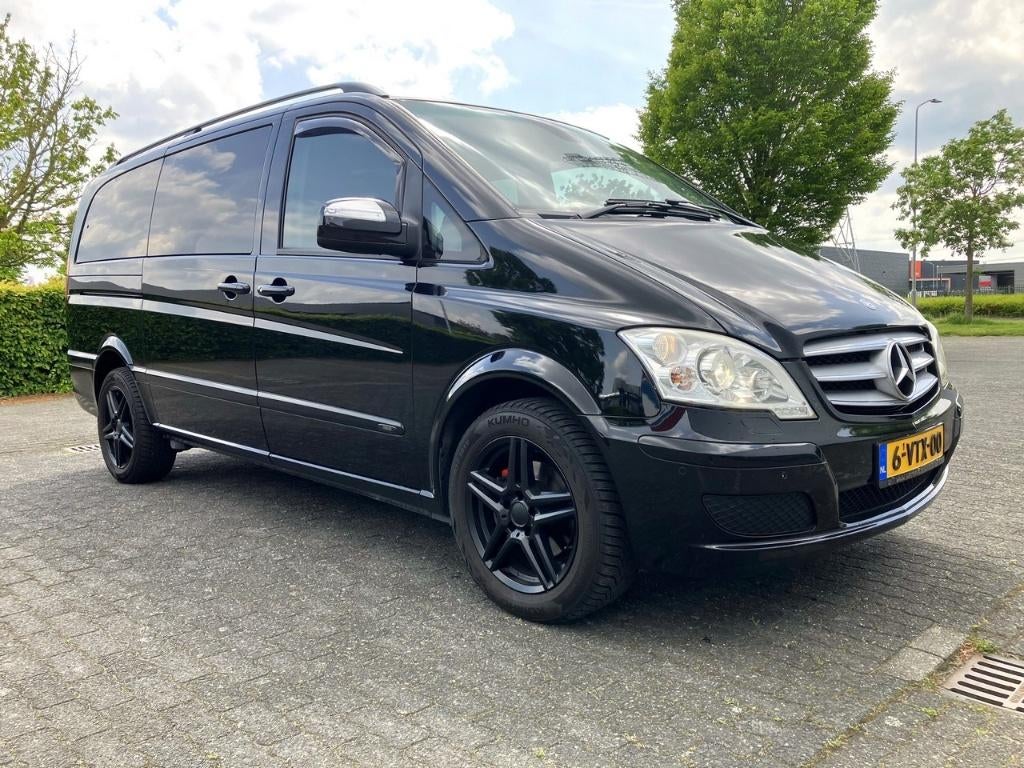 Mercedes Viano 3.0 V6 CDI 224pk / DC / NAP / LEDER / XENON !, Automaat, Achterwielaandrijving, Zwart, 2500 kg