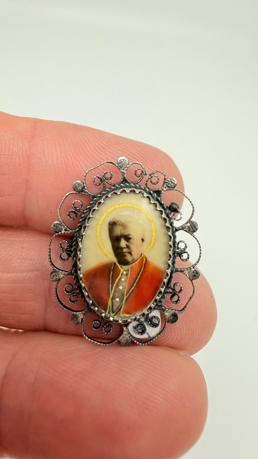 Antiek zilveren broche. Geschilderd. Keur: 800, Sieraden, Tassen en Uiterlijk, Antieke sieraden, Verzenden, Zilver, Broche