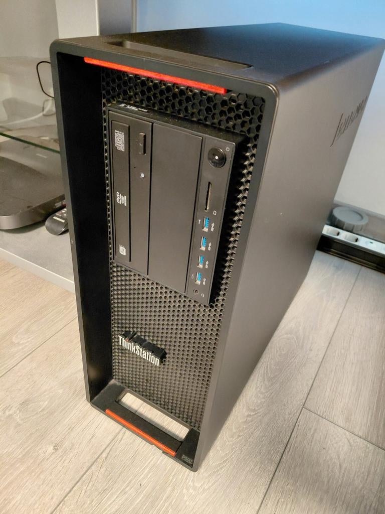 Lenovo P500,Nvidia GTX,Xeon E5-1630,16GB -RAM,256 GB SSD, Ophalen
