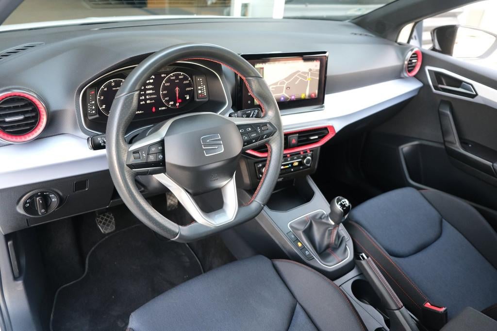 Seat Ibiza 1.0 EcoTSI FR 110PK Black Edition Virtual Led Nav, Voorwielaandrijving, Stof, Gebruikt, 580 kg