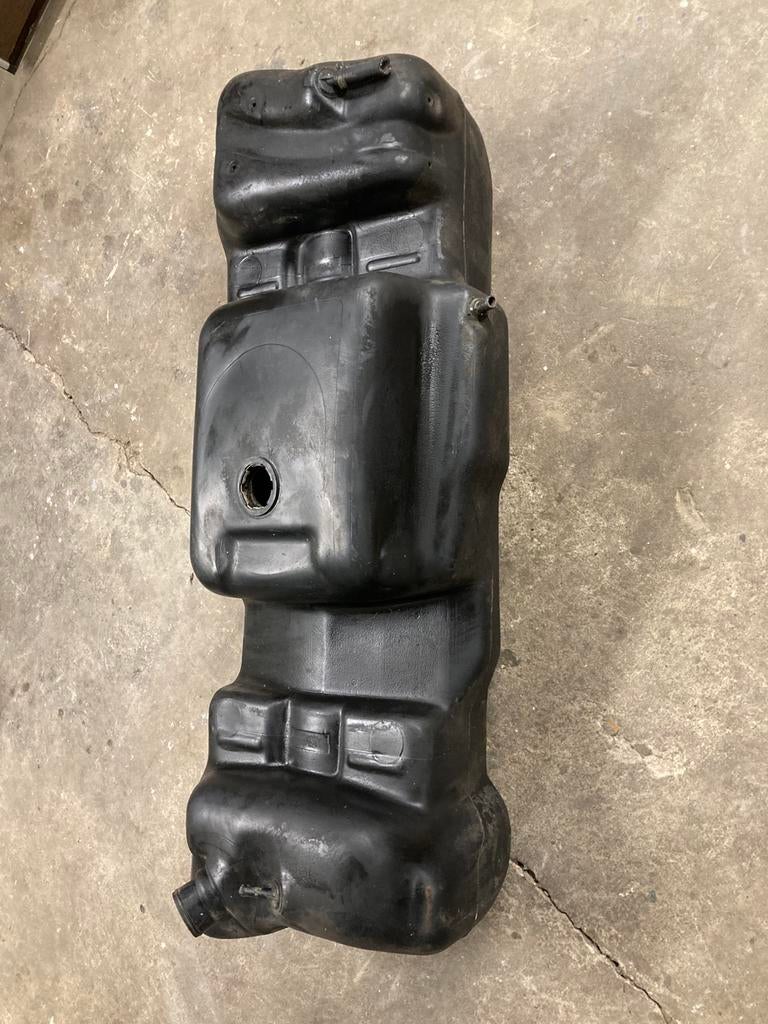 Mercedes G klasse kunststof brandstoftank w460 w463, Auto-onderdelen, Ophalen