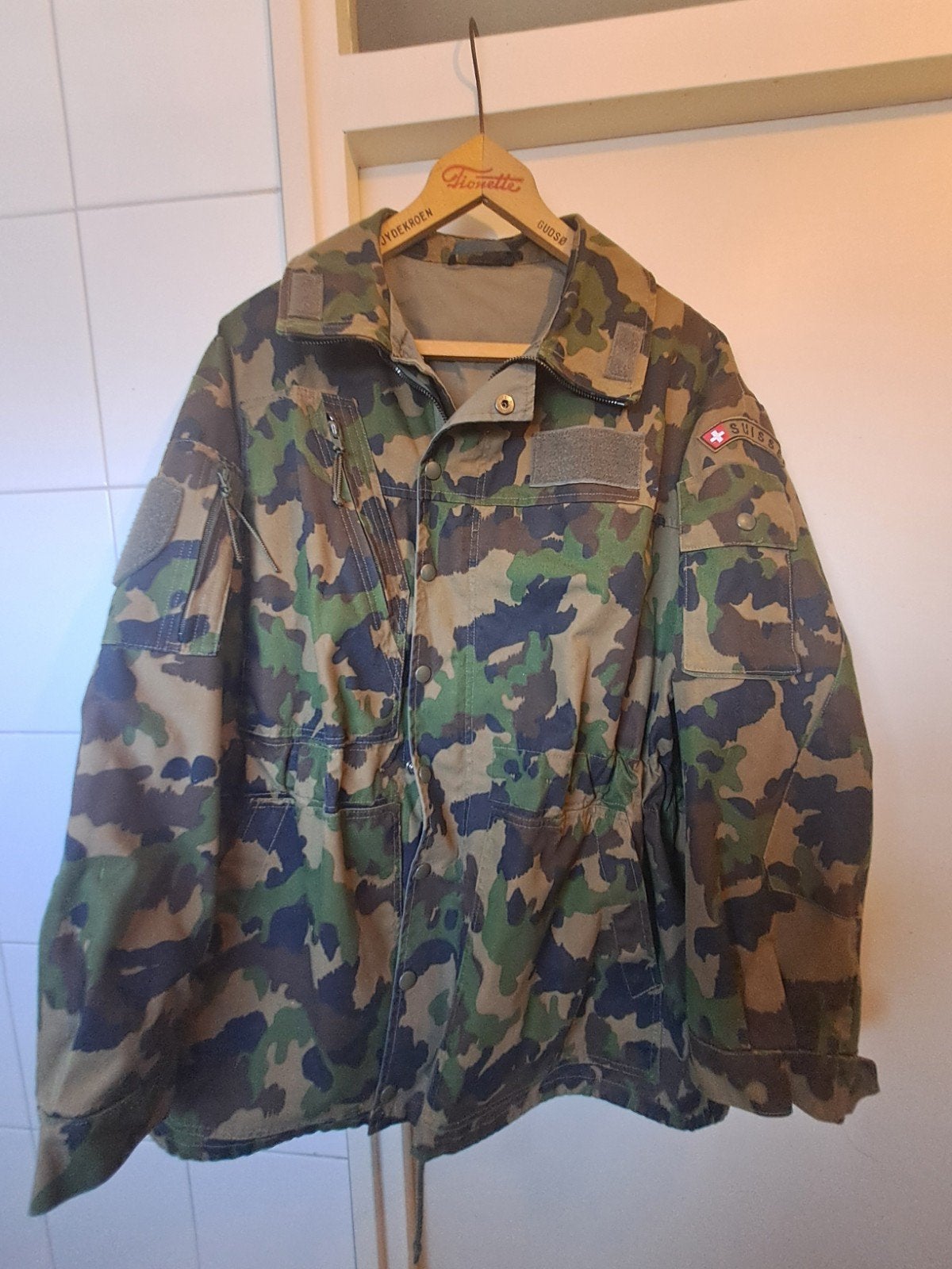 Zwitserse TAZ90 jas, Verzamelen, Ophalen of Verzenden, Landmacht, Nederland, Kleding of Schoenen