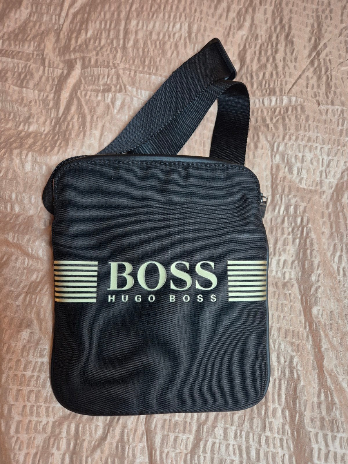 Hugo Boss Schoudertasje - Zwart met Logo, Sieraden, Tassen en Uiterlijk, Ophalen of Verzenden, Gebruikt, Zwart, Overige merken