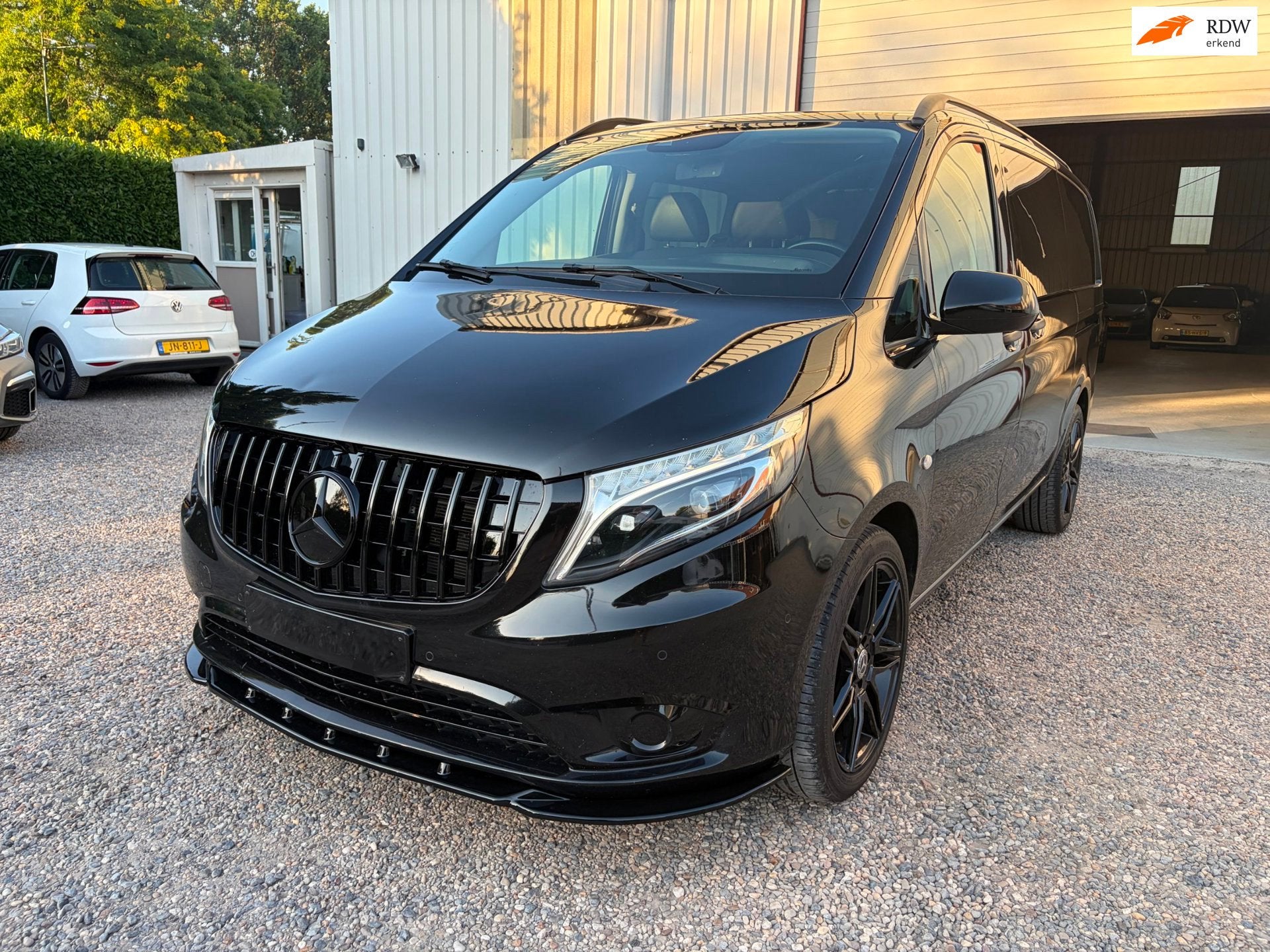 Mercedes-Benz Vito 119 CDI Lang Dubbel cabine AMG CAM Youtub, Achterwielaandrijving, Gebruikt, Zwart, Zwart