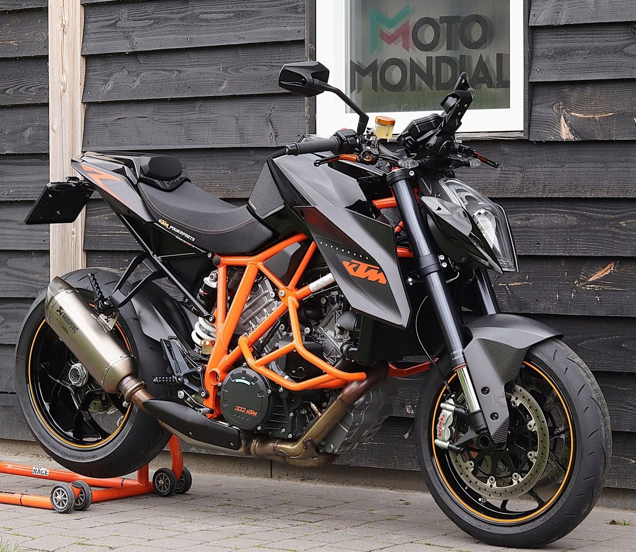 KTM 1290 SUPER DUKE R (bj 2014) Akrapovic, Carbon, 2 cilinders, KTM, Bedrijf, Onbekend