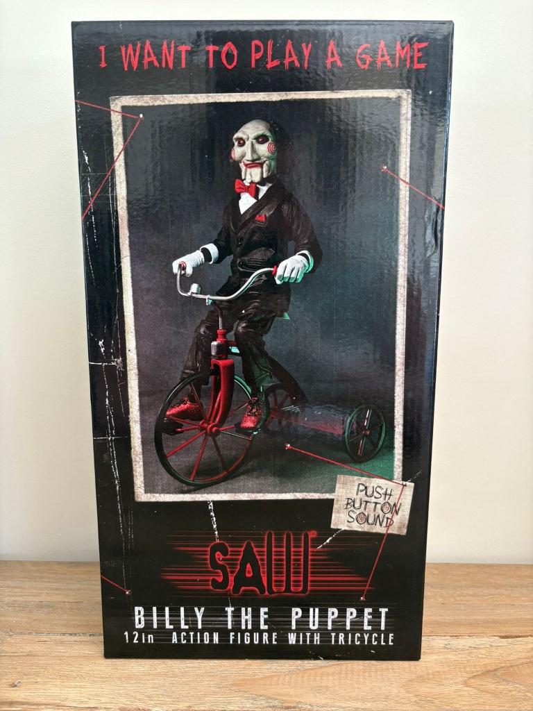 Saw Action Figure with Sound Billy with Tricyle 30 cm, Niet bekend, Nieuw, Ophalen of Verzenden, NECA