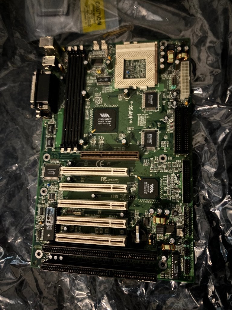 Epox EP-MVP3G-M Super Socket 7 Moederbord met CPU, Computers en Software, Vintage Computers, Ophalen of Verzenden