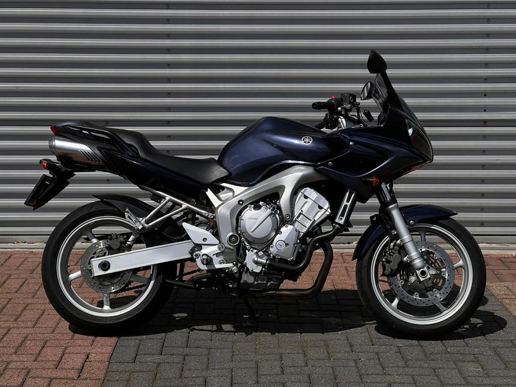 Yamaha Tour FZS 600 Fazer | 27604km, Motoren, Motoren | Yamaha, Bedrijf, Meer dan 35 kW, Toermotor, 600 cc