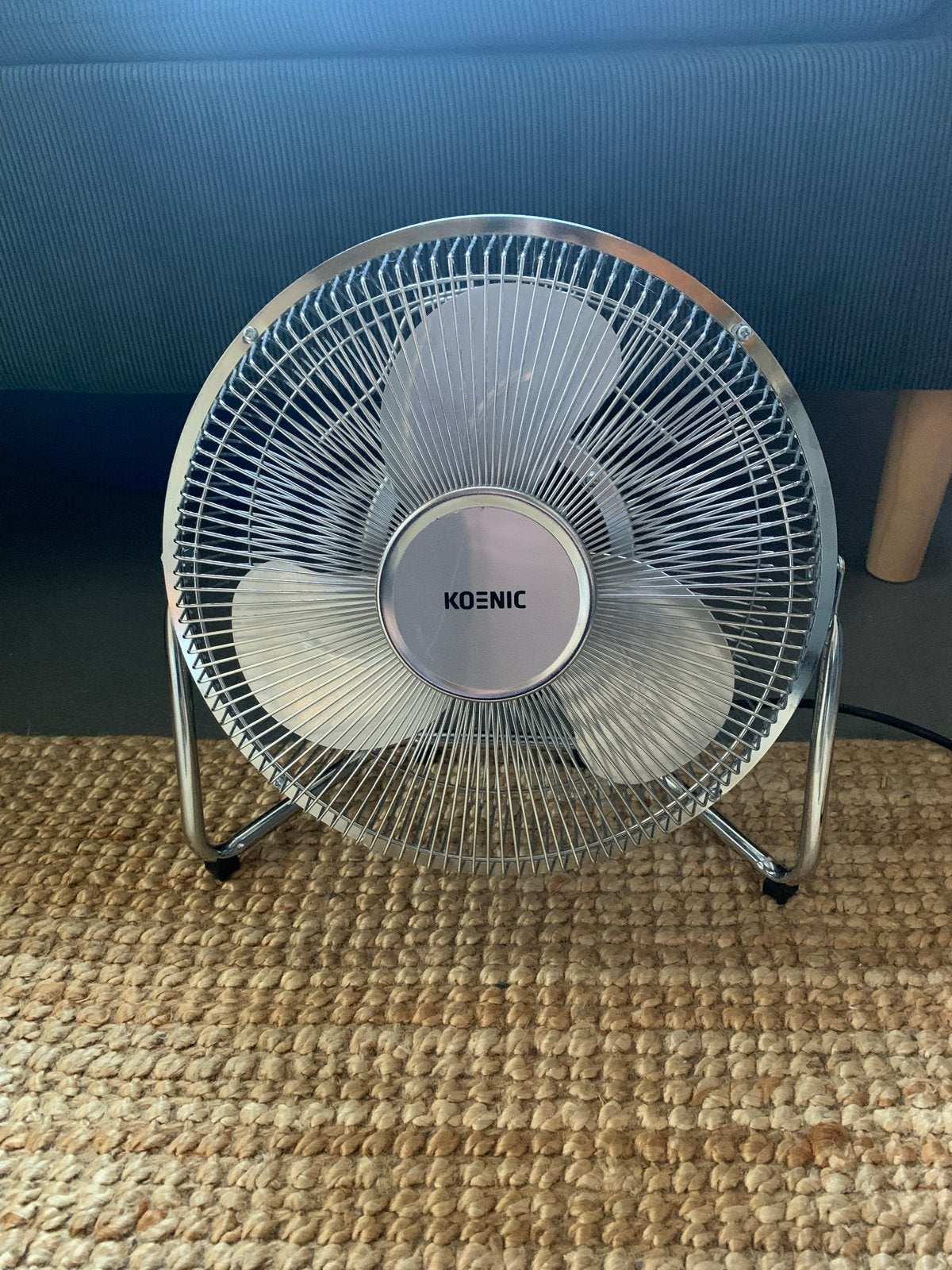 Koenic Tafelventilator - Compact en Krachtig, Ophalen of Verzenden, Zo goed als nieuw, Tafelventilator