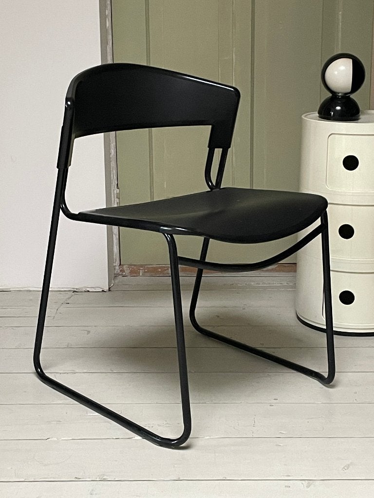 Assisa stoel Paolo Favaretto Press Italy 1980s designstoel, Ophalen, Zwart, 1980s, Eén