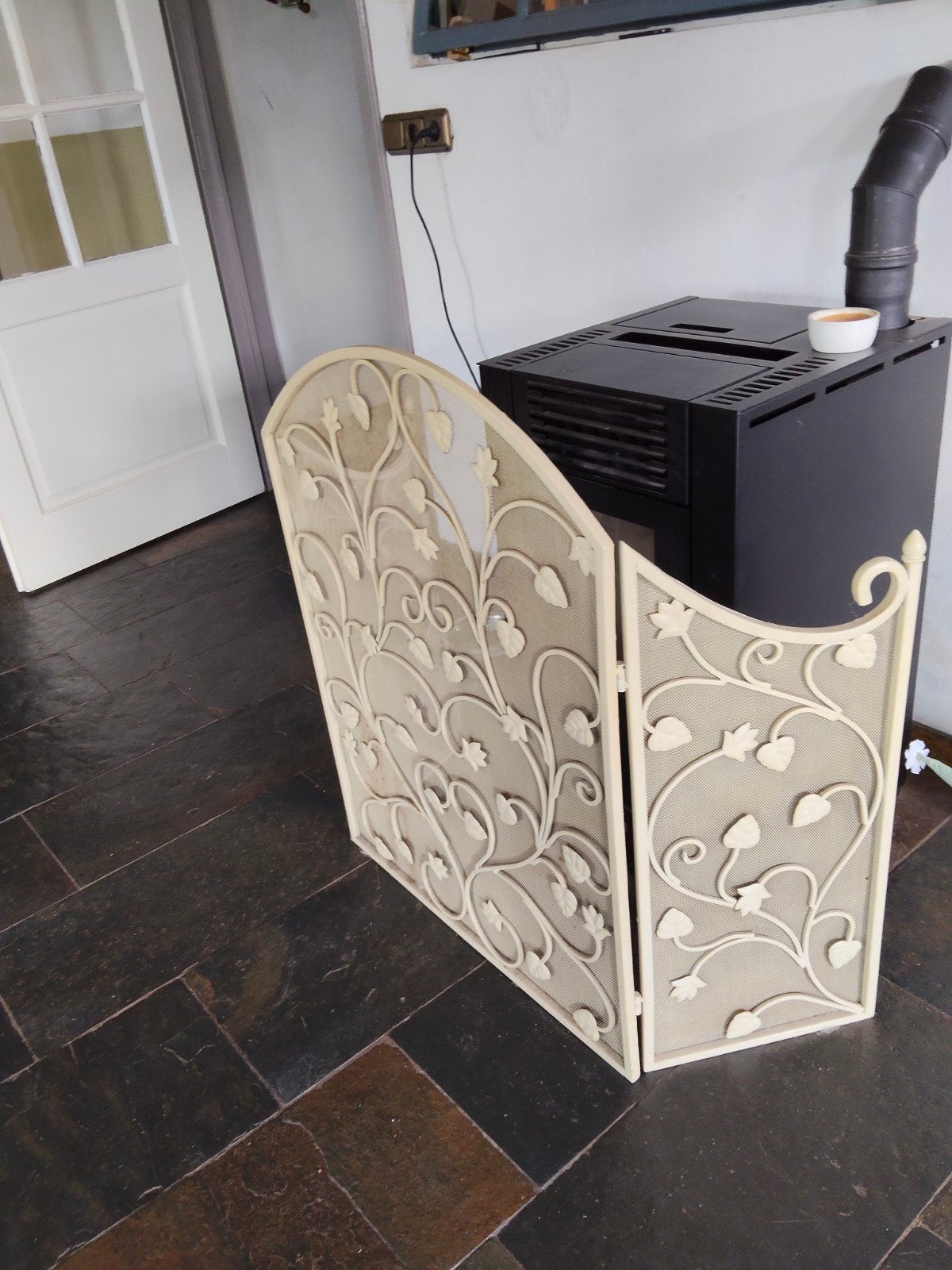 Decoratief haardscherm met bladerenmotief, Ophalen